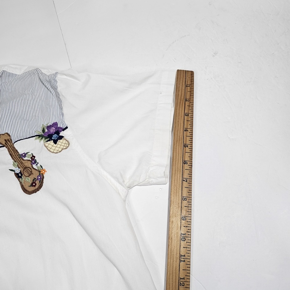 Vintage Bill Blass Shirt Women's Sz M Embroidered Button Up  White Art To Wear - Picture 6 of 14